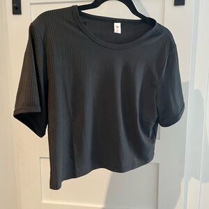 Elegant Black Ribbed Short Sleeve Top and pants set (fits more like XL)
